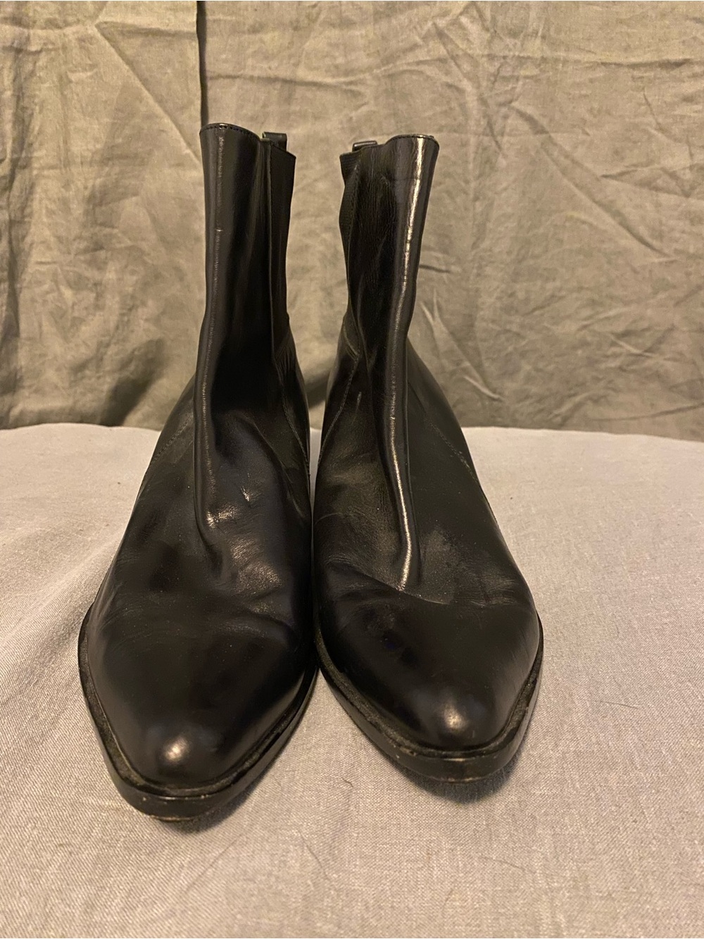 Michael Kors Black Leather Women's Ankle Boots size 11 - worn only a few times - Picture 2 of 5